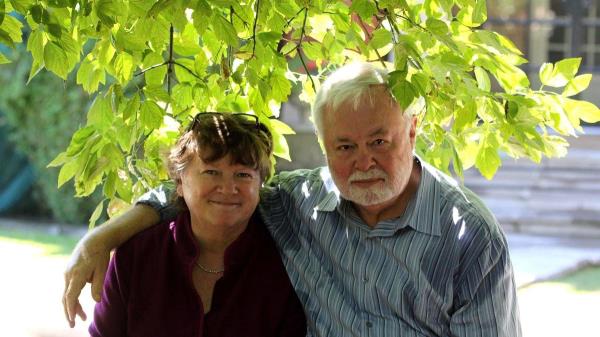 佛蒙特州立大学前院长的丈夫写了一篇关于她被谋杀的令人心碎的帖子